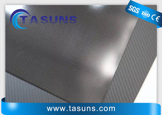 品質  Lightweight Flexiable Carbon Fiber Sheets 1000mm Carbon Fiber Adhesive Sheets 工場