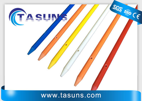 品質  Round Pre Drilled Pultruded Fiberglass Rod Electric Fence Posts Rods 工場